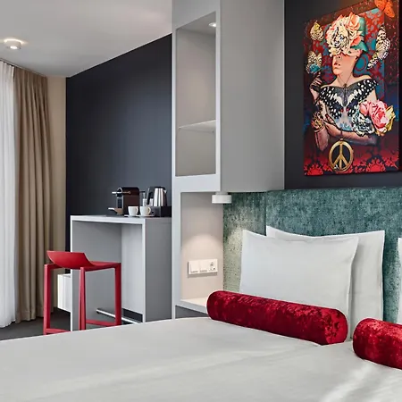 Essential By Dorint Deiker Hoefe 3* Düsseldorf